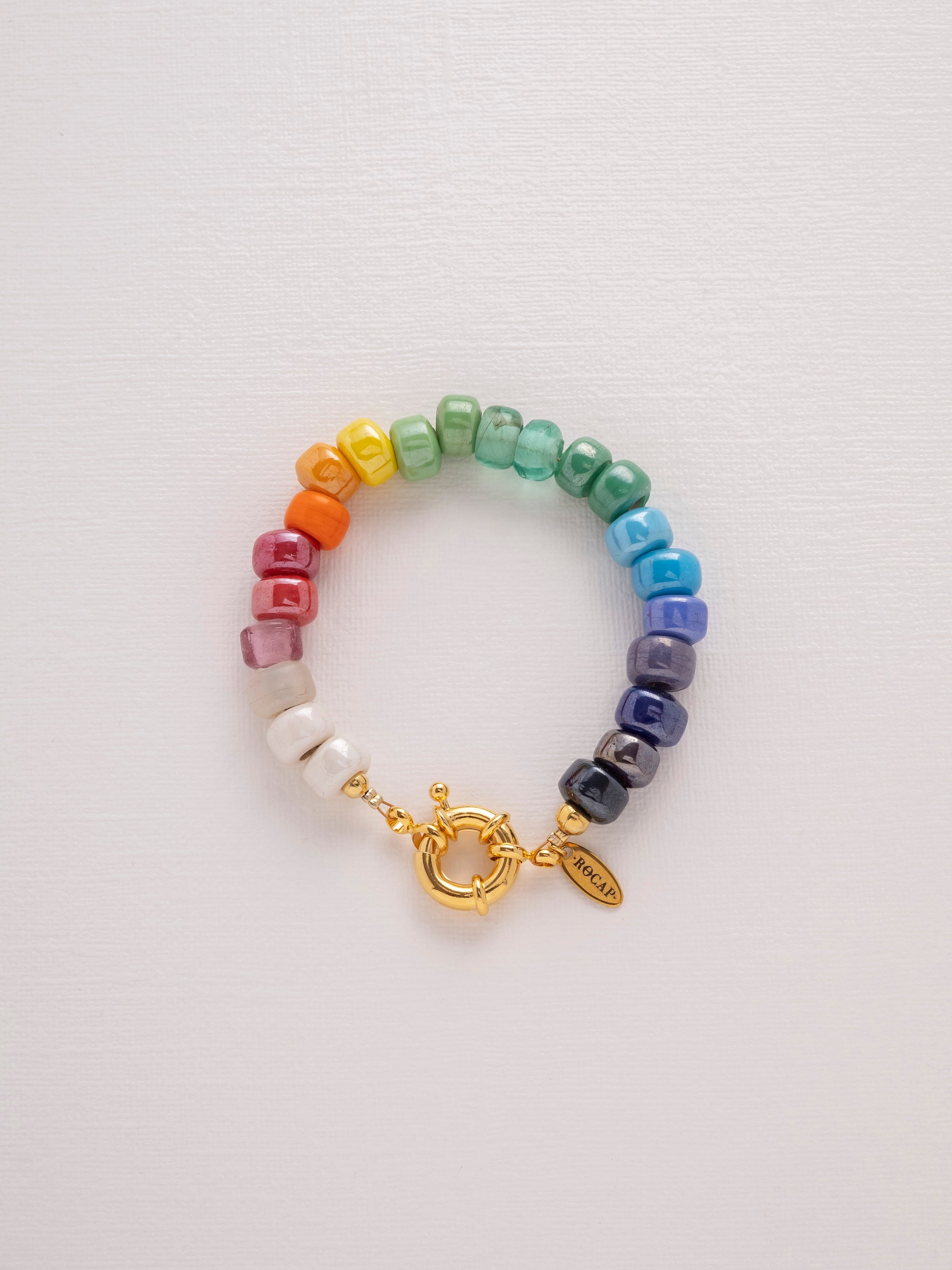 Rainbow handmade bracelet made of recycled crystal crow beads and a gold-plated sailor clasp inspired by Forte.